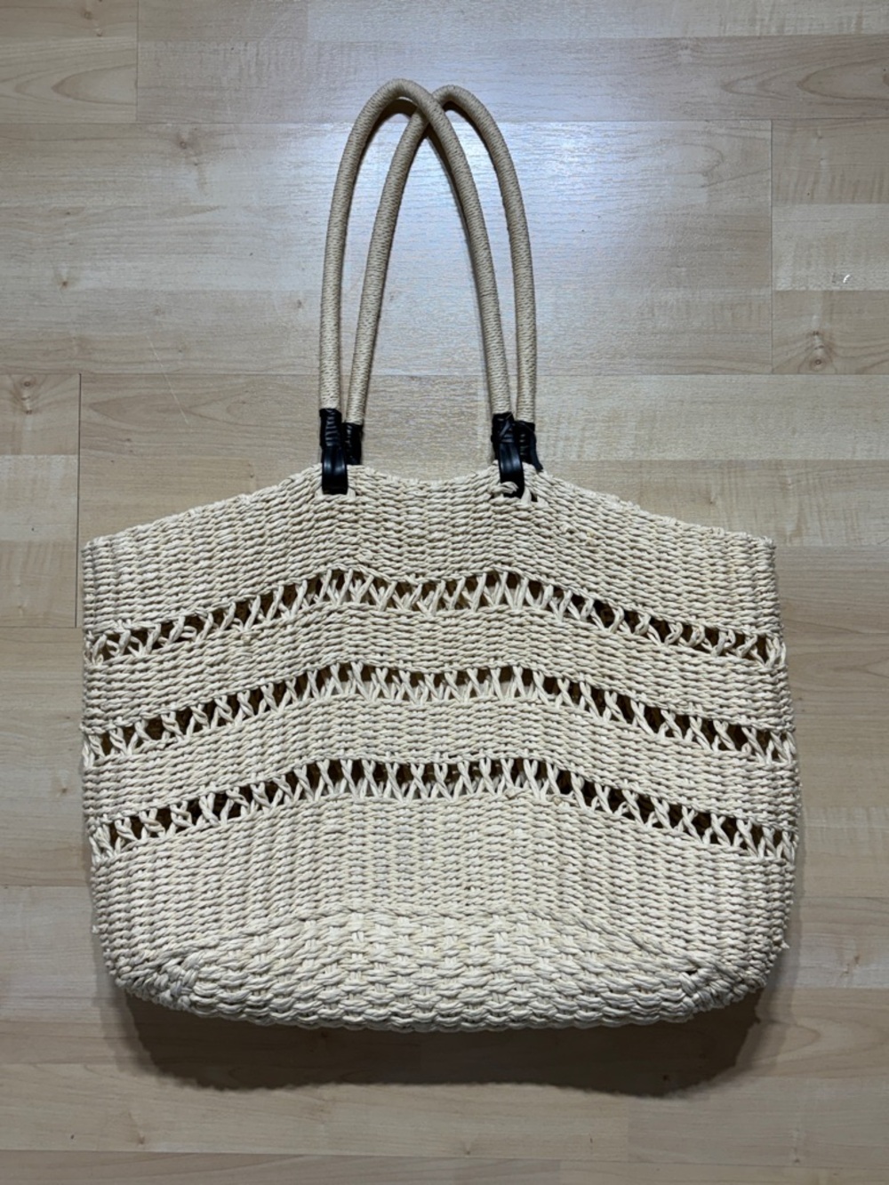 Woven Straw Tote Bag in Natural - Classic Beach Tote